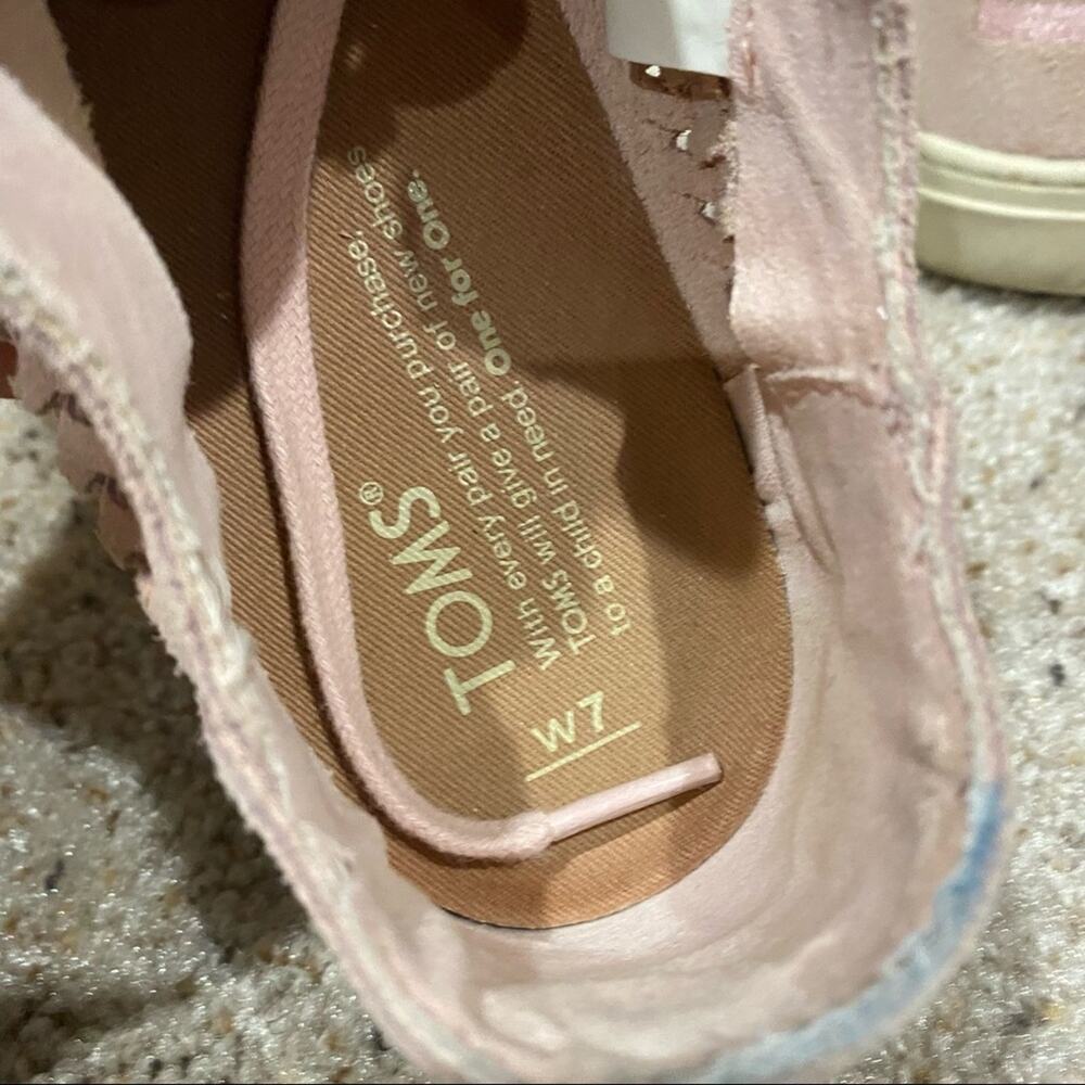 TOMS Pink Suede Sneakers Women’s 7 Blush Lace Up Low Top Whipstitch - Picture 4 of 7